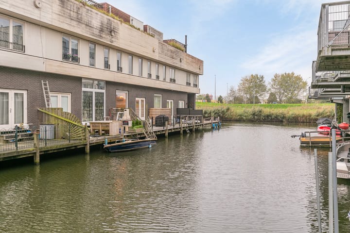 Foto 12 van Antillenweg 5