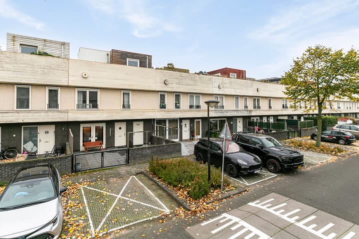 Foto 1 van Antillenweg 5