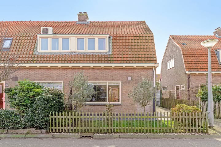 Foto 2 van Uranusstraat 7