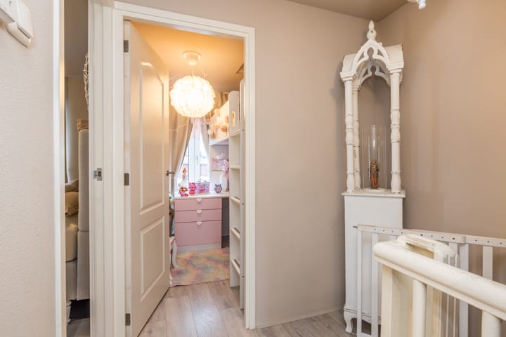 Photo 12 of Einderstraat 16