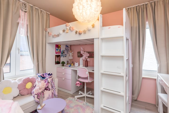 Photo 16 of Einderstraat 16