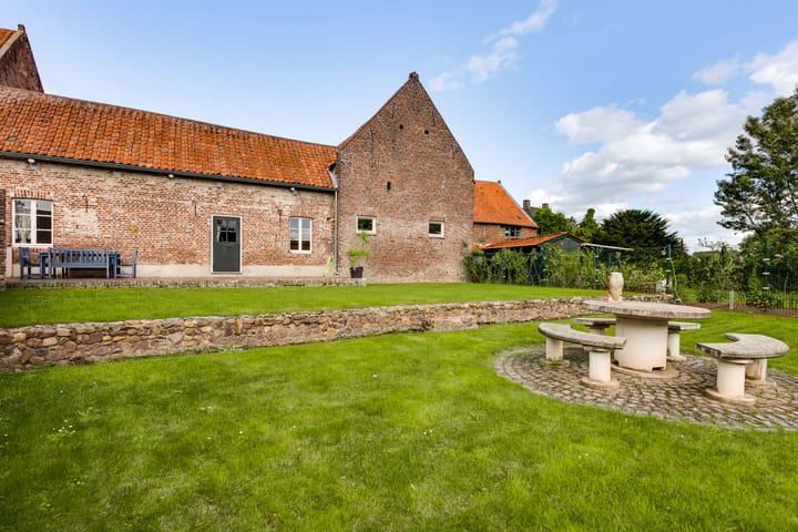 Foto 25 van Hofstraat 7