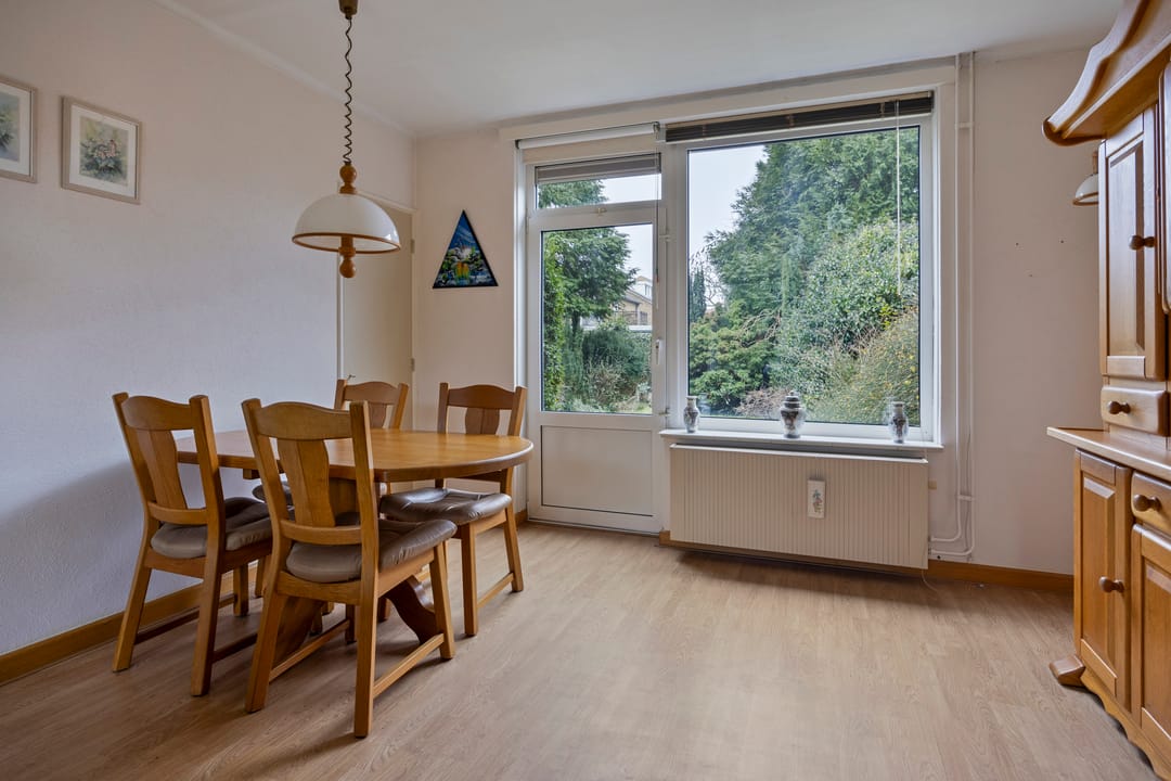 Foto 7 van van Dorthstraat 4