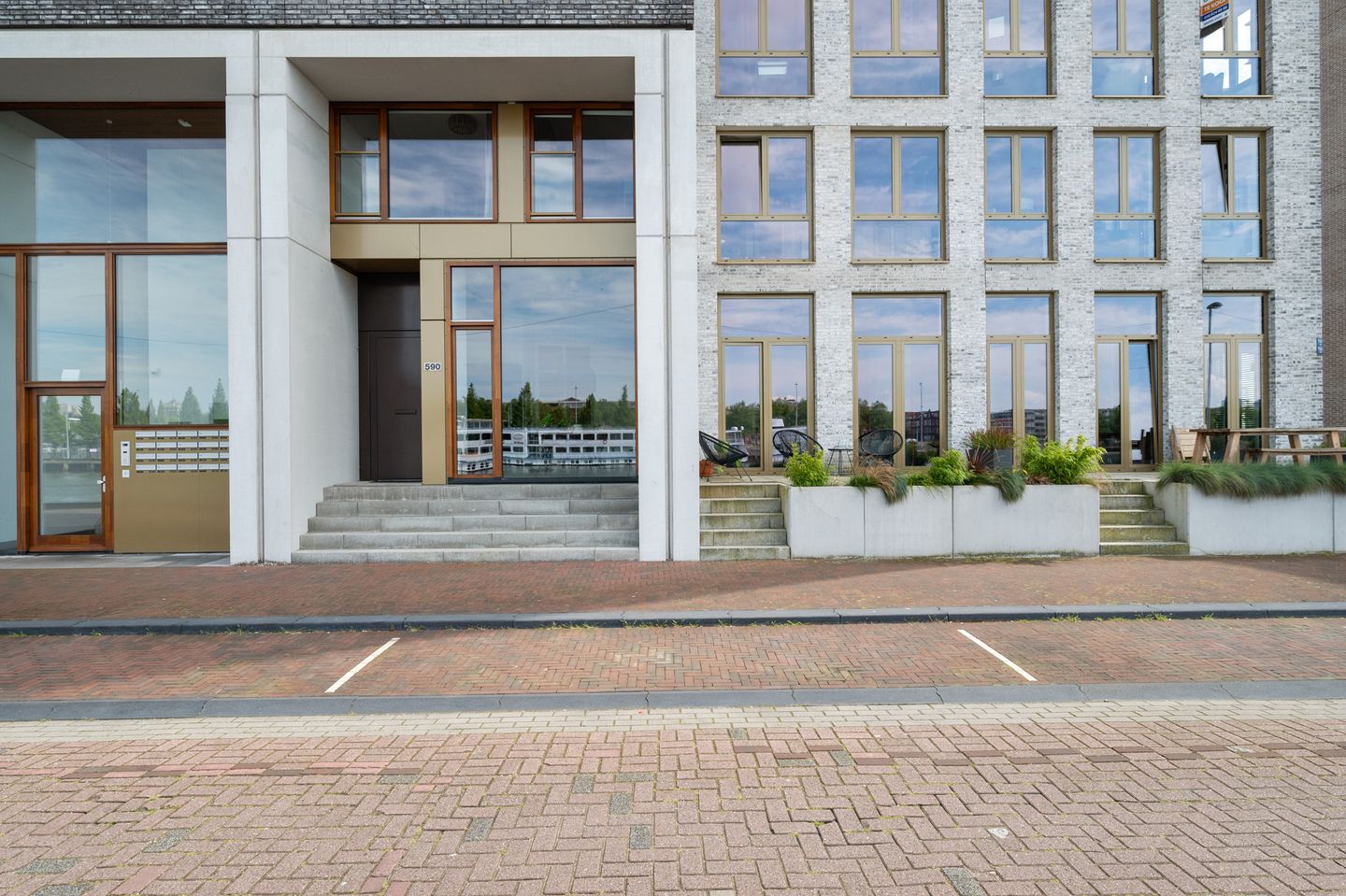 Foto 10 van Kratonkade 590