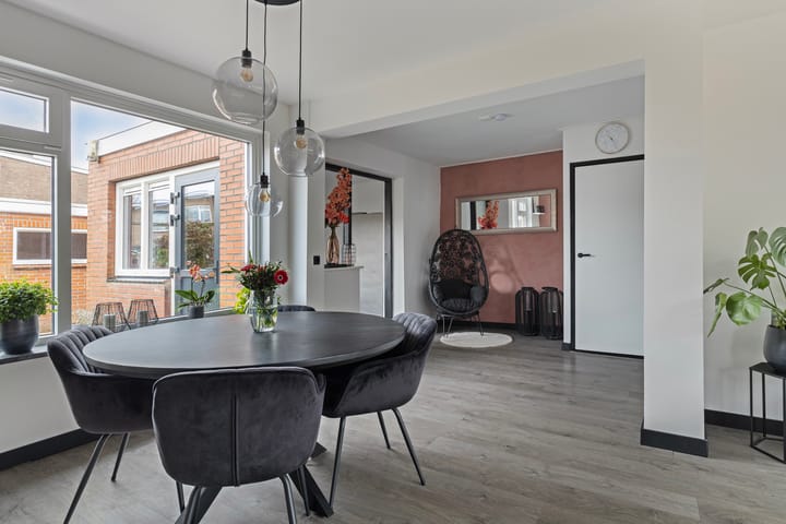 Foto 8 van Voormolenstraat 31