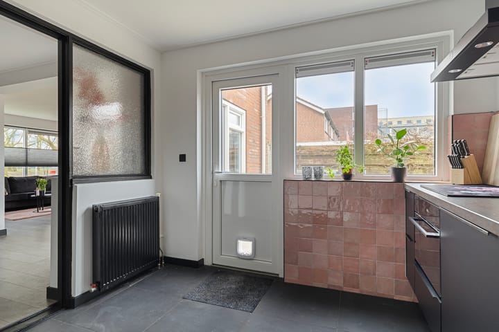 Foto 16 van Voormolenstraat 31