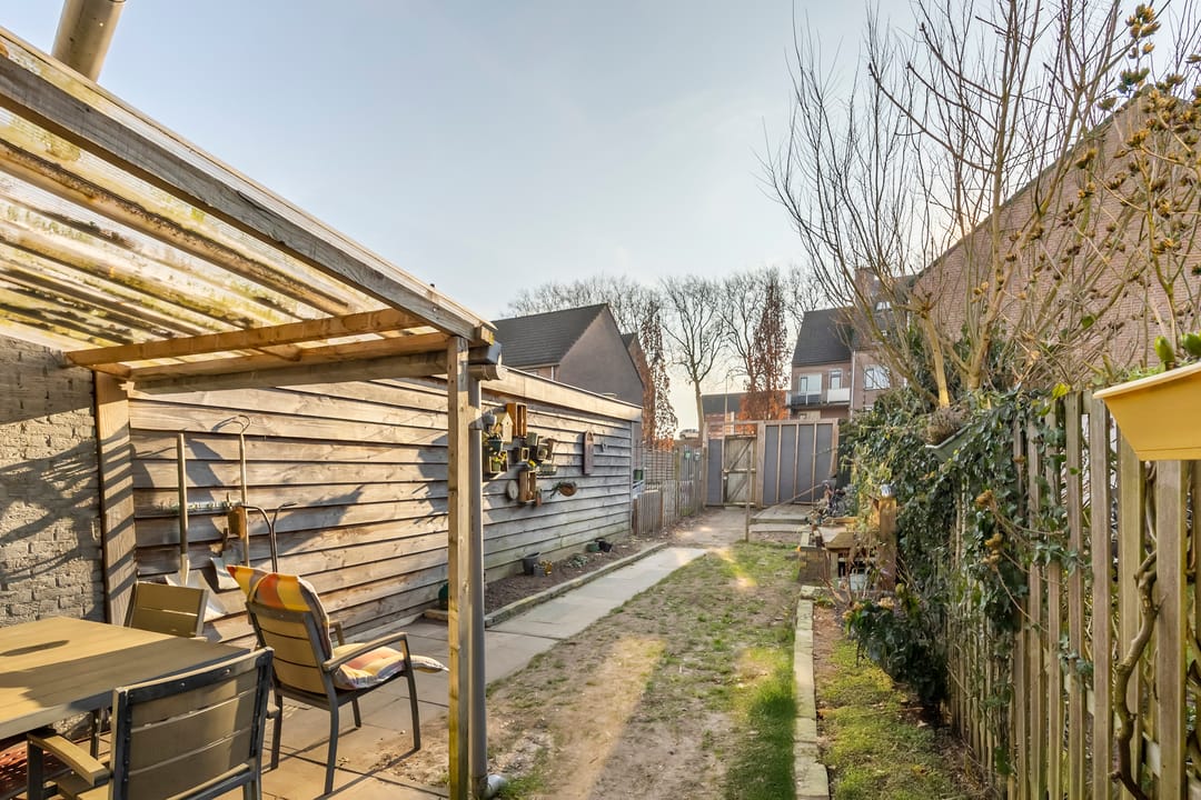 Foto 8 van W. de Vries Robbéweg 32