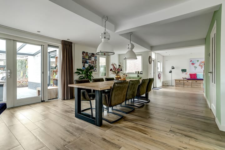 Foto 3 van Raadhuisplein 3