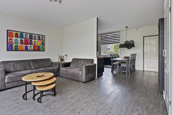 Photo 18 of Esdoornhof 44