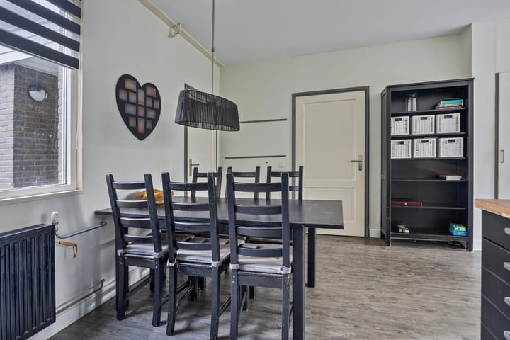 Photo 24 of Esdoornhof 44