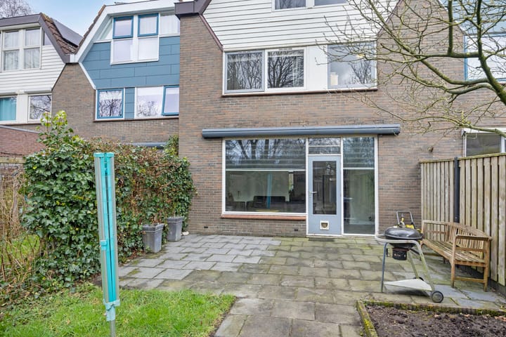 Photo 42 of Esdoornhof 44