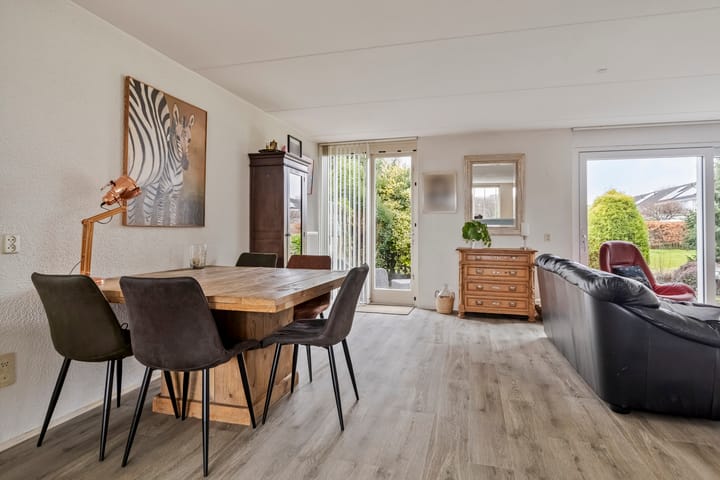 Foto 8 van Rixtwei 355