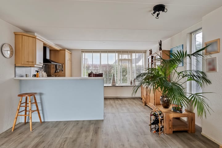 Foto 12 van Rixtwei 355