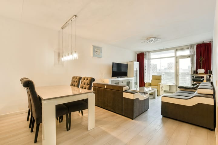 Foto 3 van Frissenstein 705