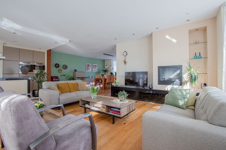 Photo 12 of Julianalaan 42