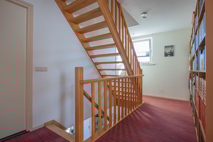 Photo 24 of Julianalaan 42