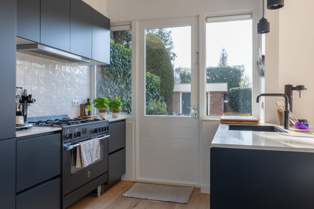 Foto 16 van Lothariuslaan 88