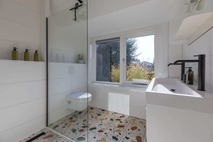 Foto 26 van Lothariuslaan 88