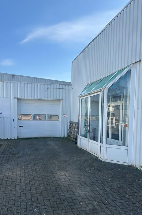 undefined main image