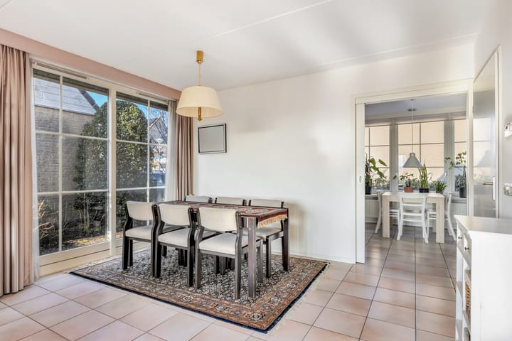 Foto 9 van Theeroosweide 19