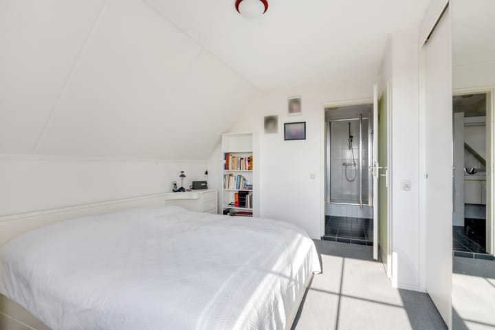 Foto 24 van Theeroosweide 19