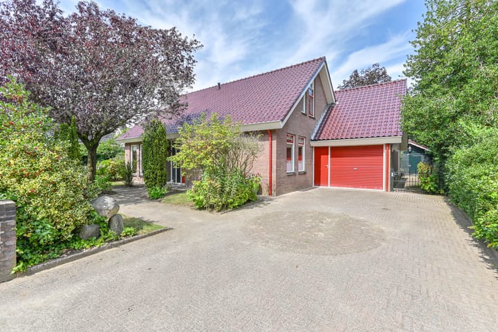 Foto 2 van Liniekampen 8