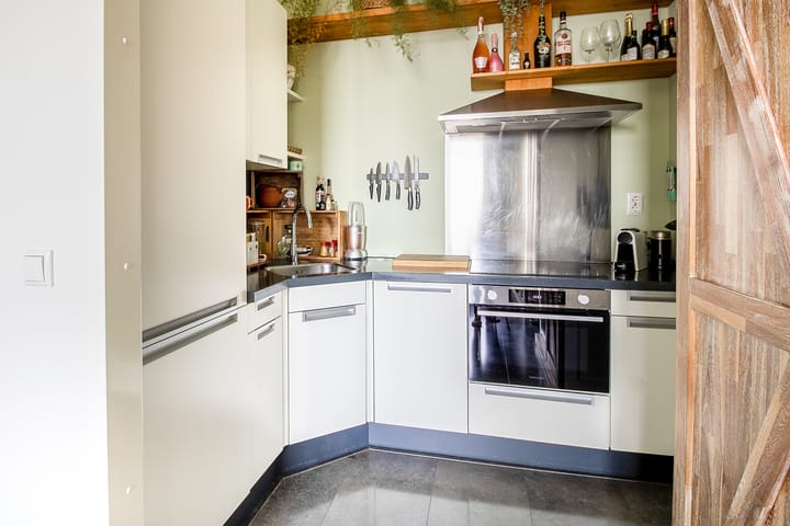 Photo 12 of Hazerswoudestraat 344