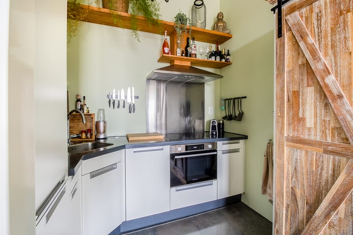 Photo 13 of Hazerswoudestraat 344