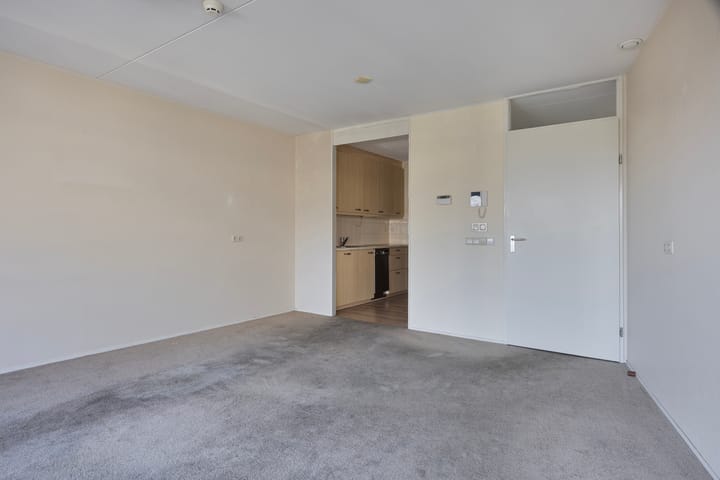 Photo 9 of Vaartweg 44-202