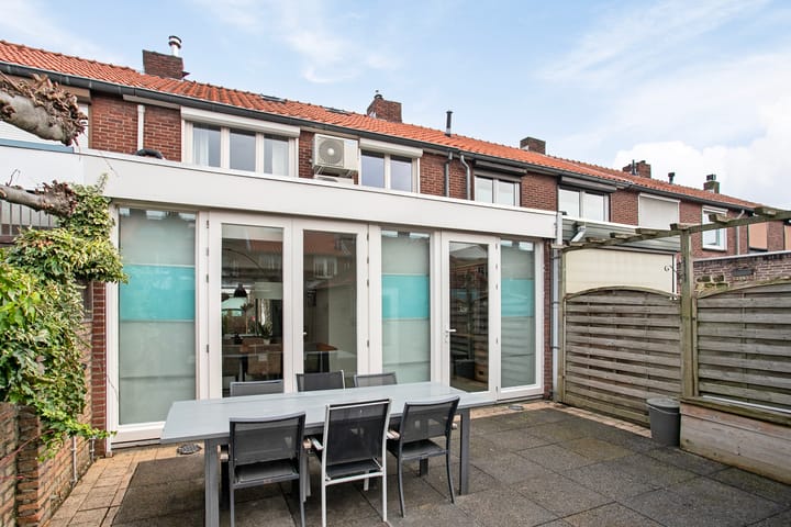 Foto 22 van Koning Childebertstraat 18