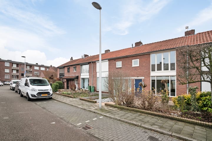 Foto 37 van Koning Childebertstraat 18