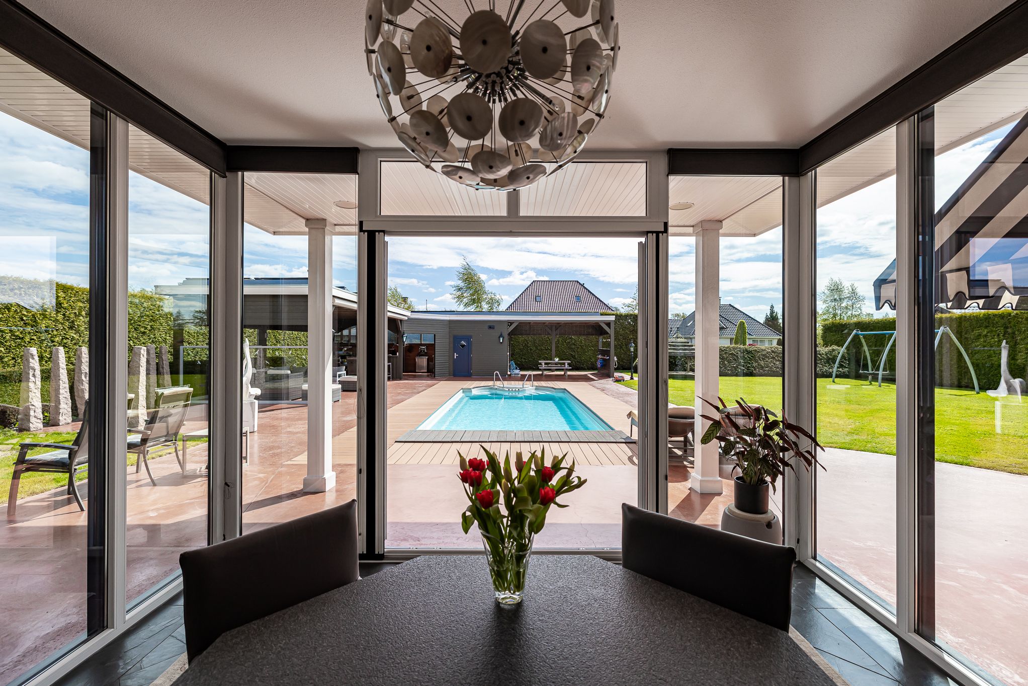 Foto 12 van Dotterbloem 2