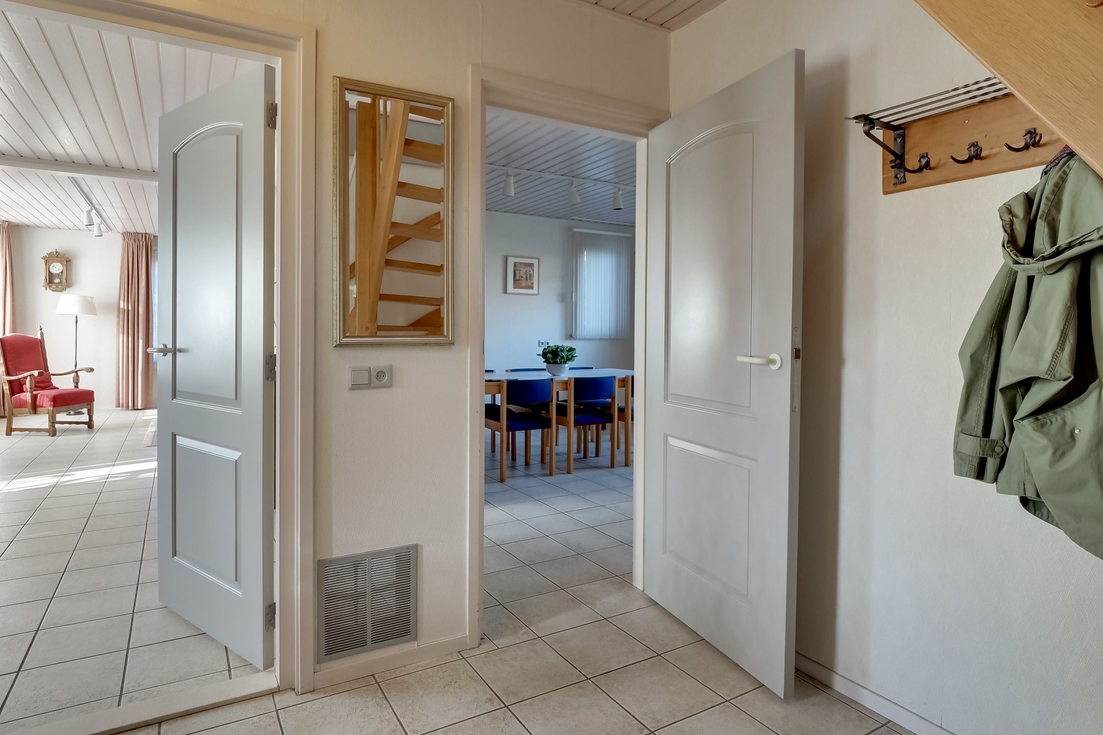 Photo 9 of Zwanebloem 1