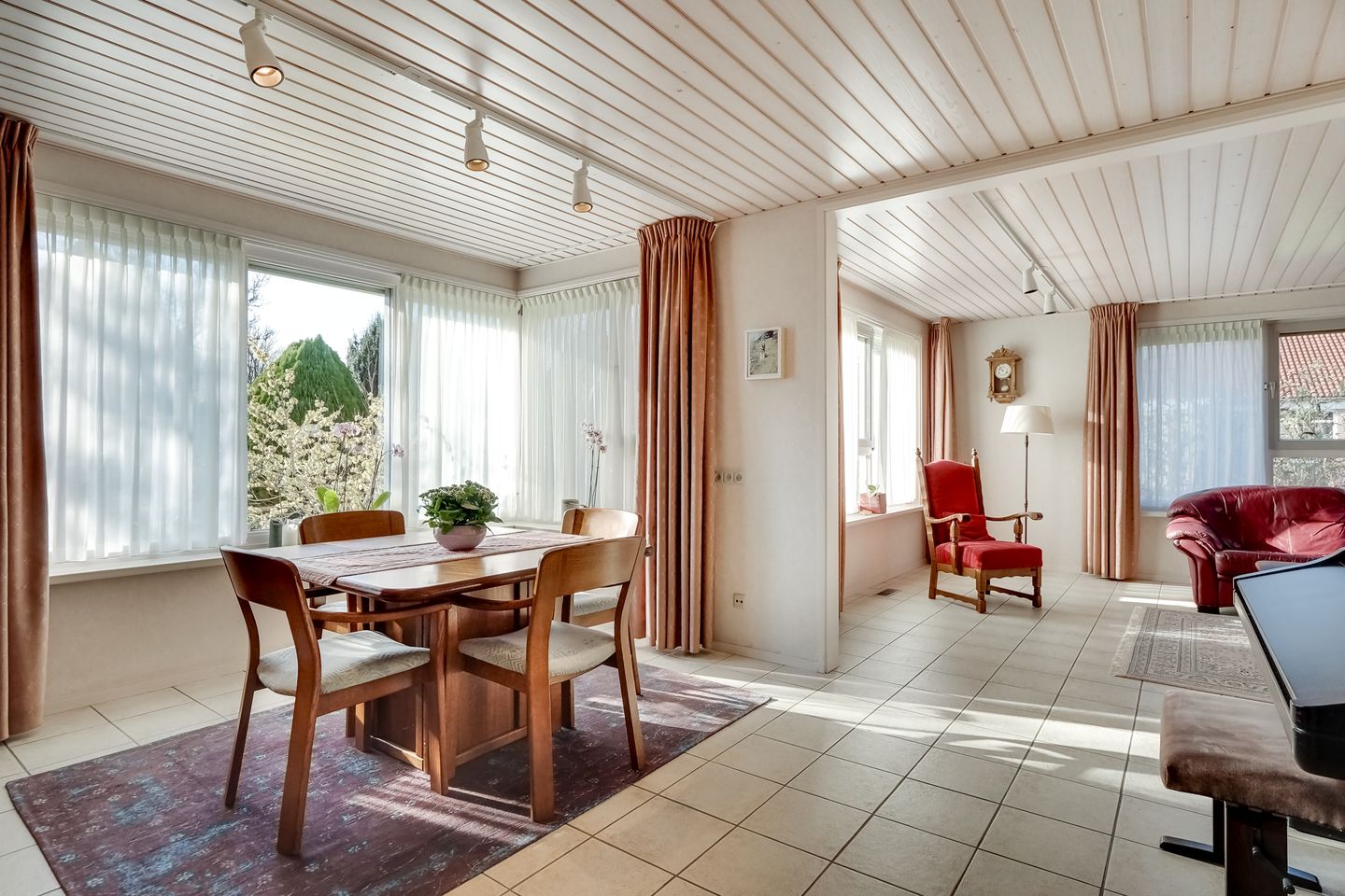 Photo 10 of Zwanebloem 1