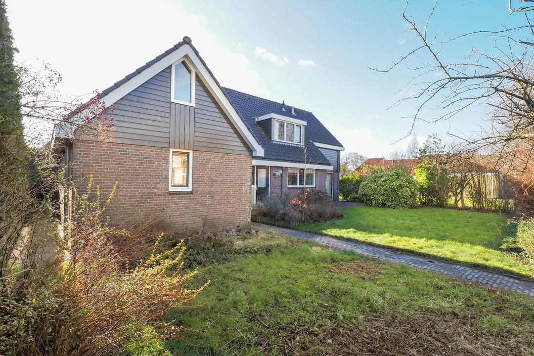 Photo 61 of Zwanebloem 1