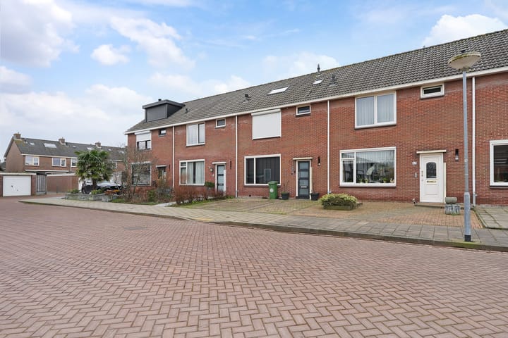 Foto 25 van Pieter Louwersestraat 47