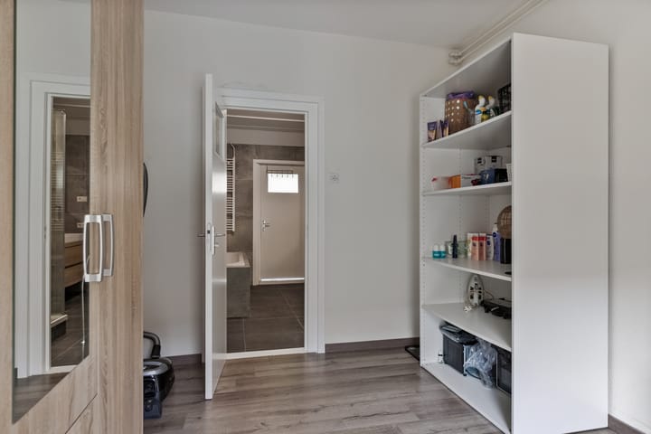 Foto 33 van Poelweg 25