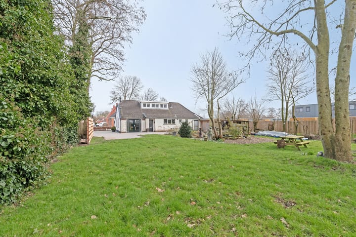 Foto 45 van Poelweg 25