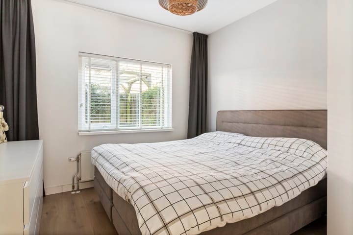 Photo 15 of Ampèrestraat 36