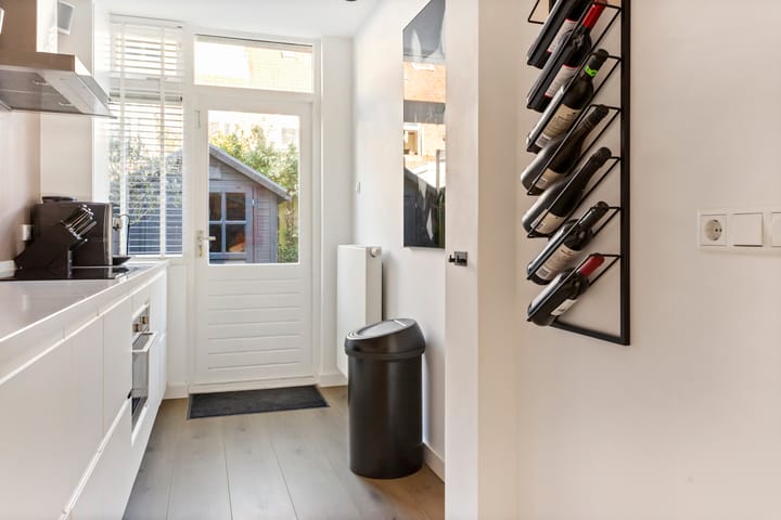 Photo 17 of Ampèrestraat 36