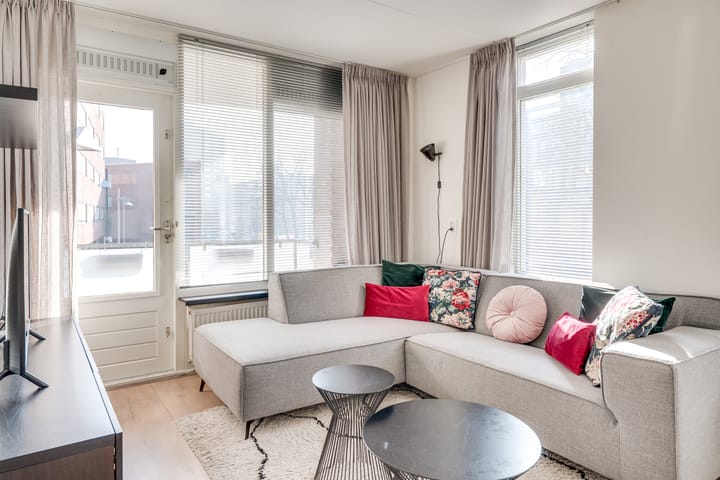 Foto 21 van Beugelsplein 4-A