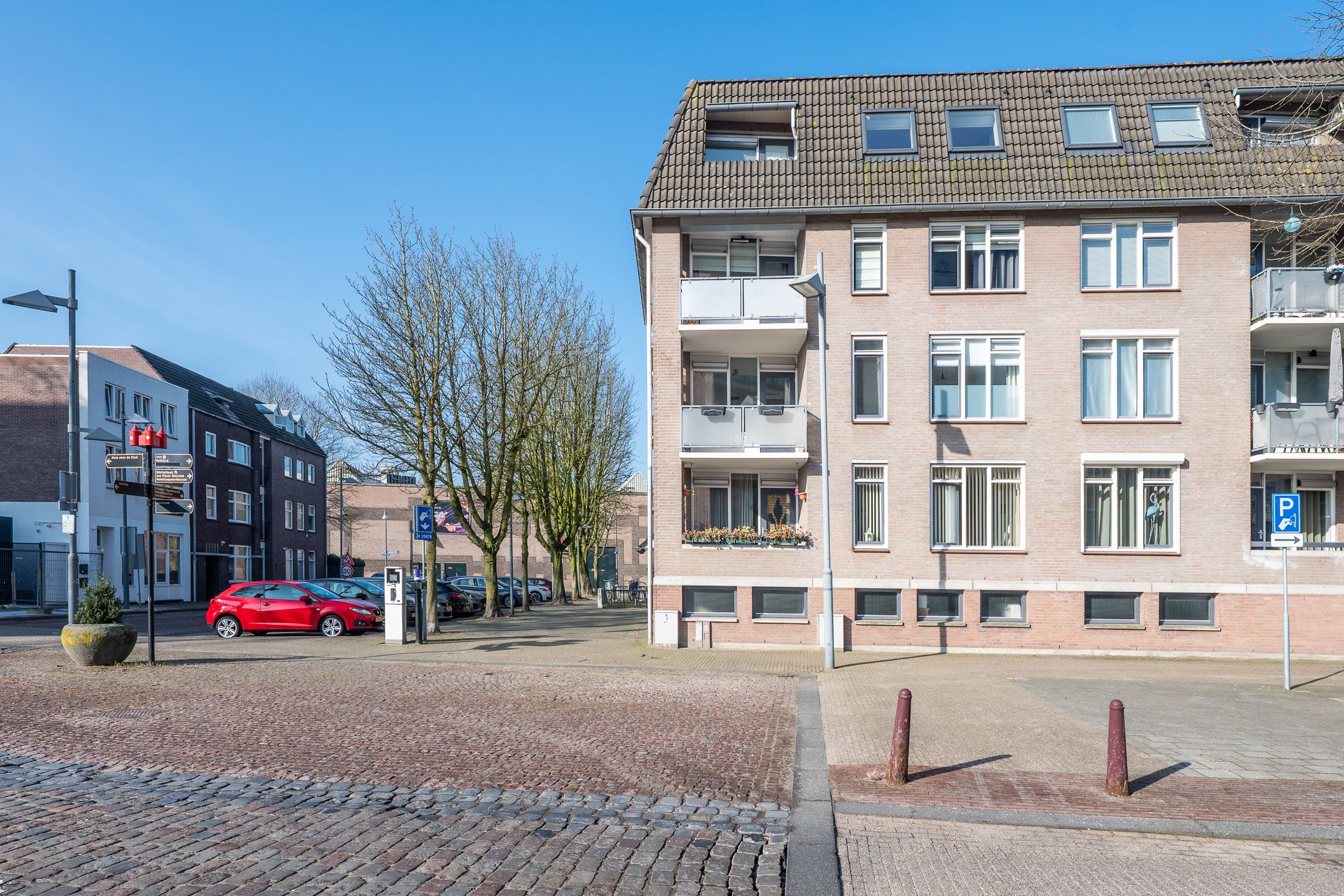 Foto 33 van Beugelsplein 4-A