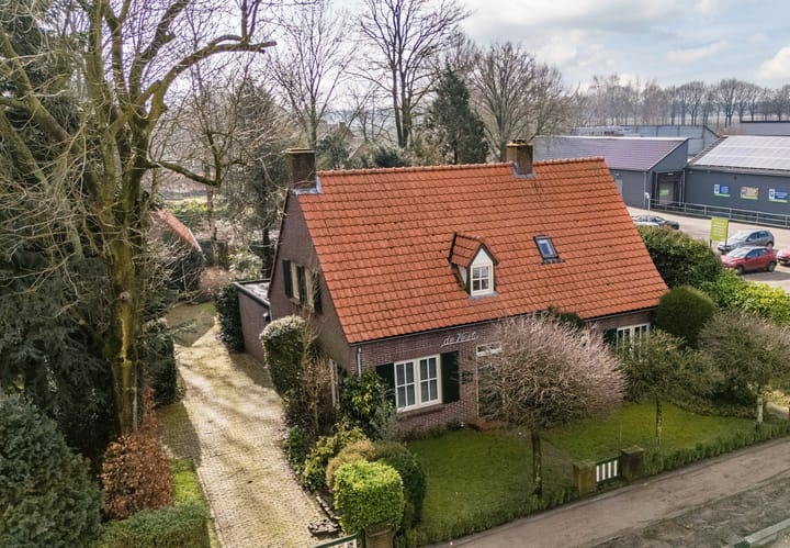 Dorpstraat 51