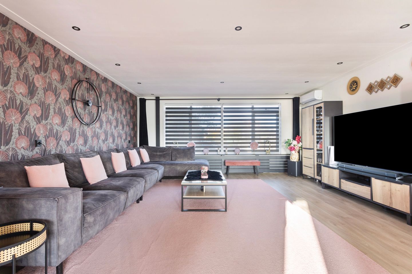 Photo 19 of Veilinghof 6