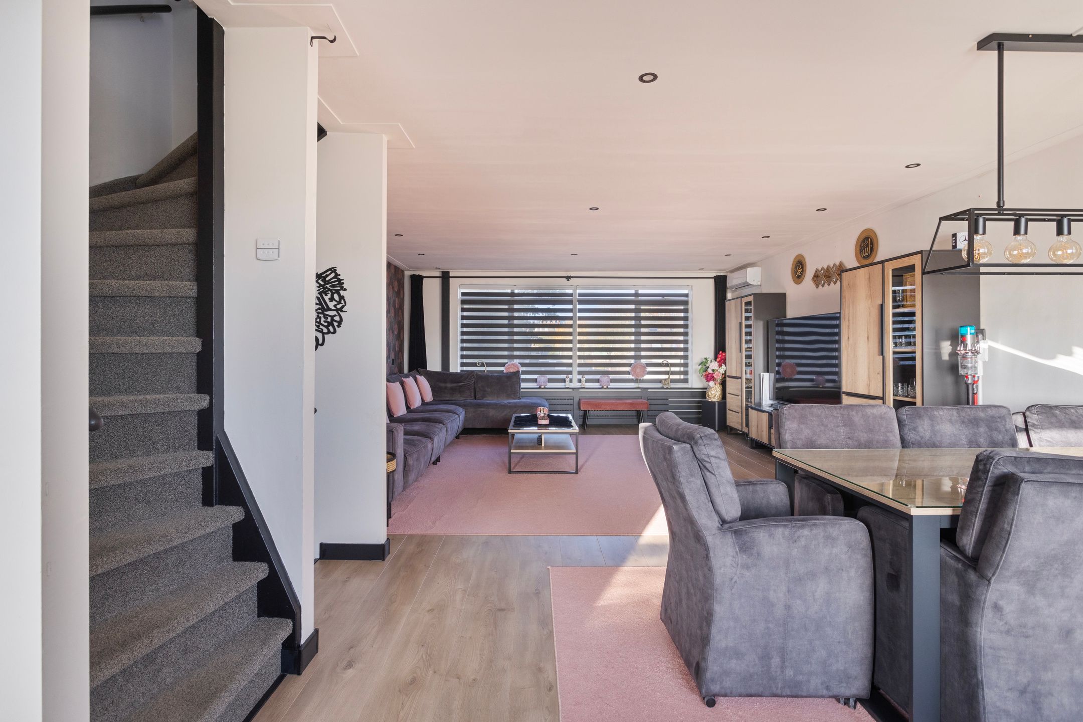 Photo 24 of Veilinghof 6