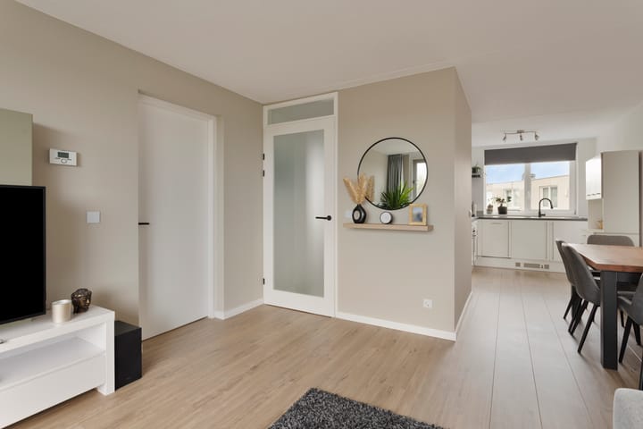 Foto 7 van Schout van Raesfeltstraat 57