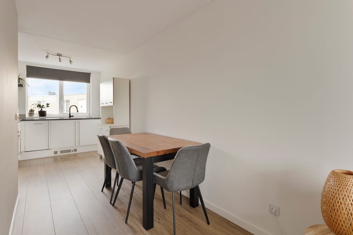 Foto 8 van Schout van Raesfeltstraat 57