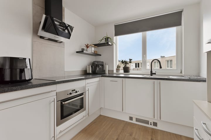 Foto 9 van Schout van Raesfeltstraat 57