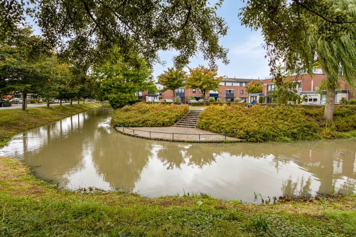 Foto 23 van Schout van Raesfeltstraat 57