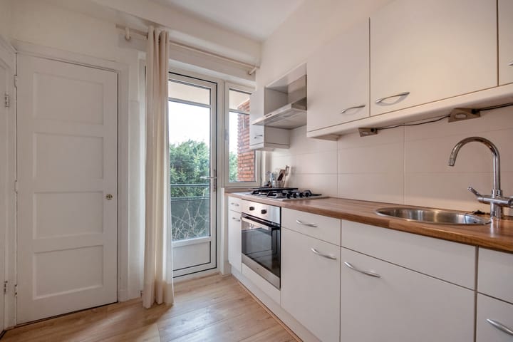 Photo 15 of Waalsdorperweg 19